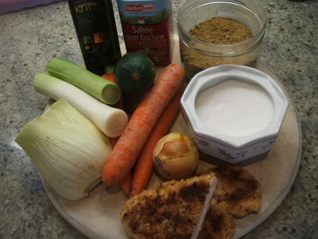 Rezept: Suppen: Feines Gemüsesüppchen mit karmellisierem Fenchel Bild Nr. 2 Suppen: Feines Gemüsesüppchen mit karmellisierem Fenchel - Rezept - Bild Nr. 2