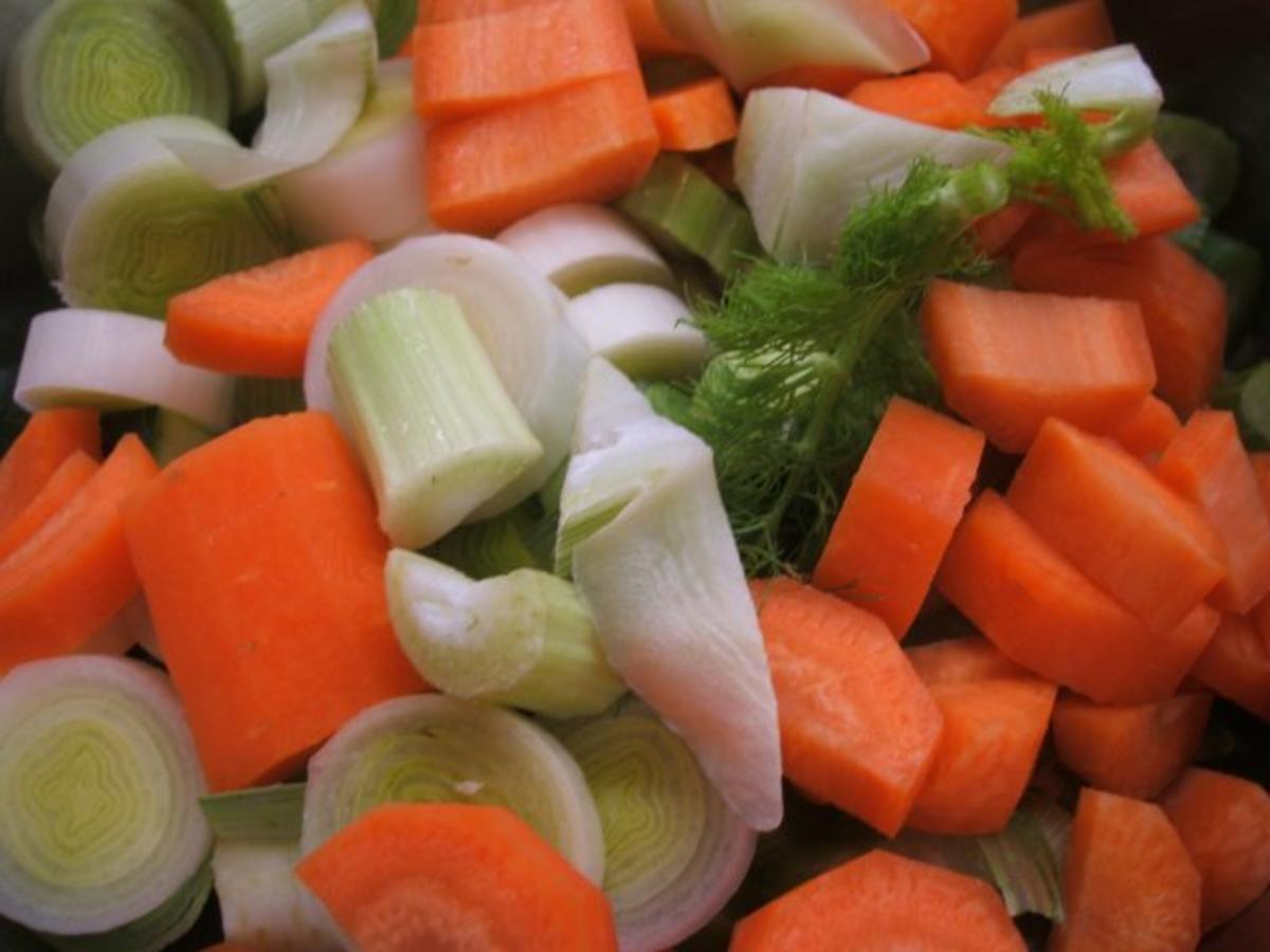 Suppen: Feines Gemüsesüppchen mit karmellisierem Fenchel - Rezept - Bild Nr. 3