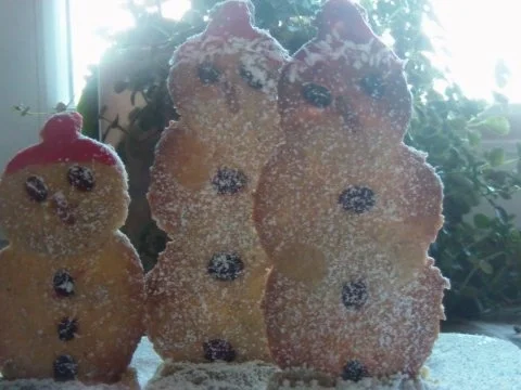 Rezept: Süsse Schneemänner Bild Nr. 2 Süsse Schneemänner - Rezept - Bild Nr. 2