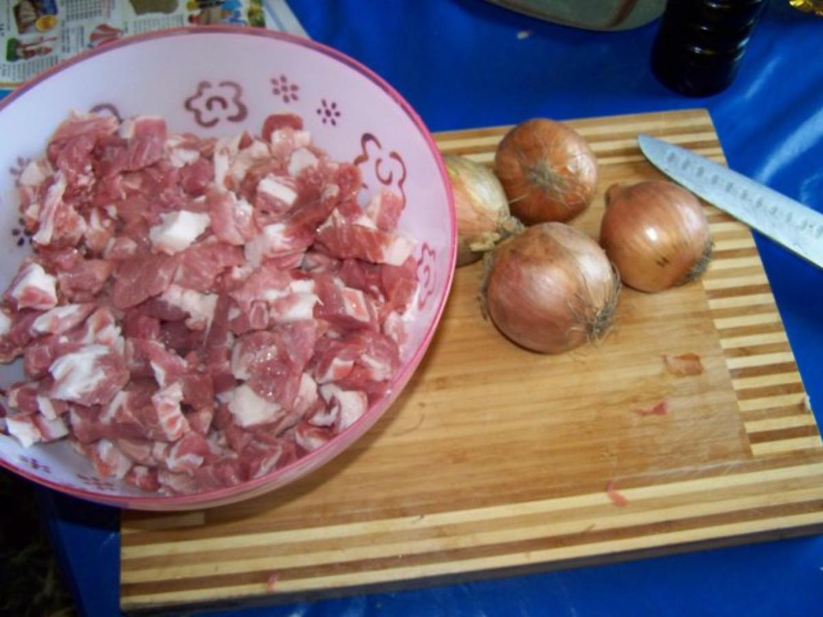 Zwiebelfleisch Schweinefleisch mit Zwiebeln in Gellantine im eigenen
Saft - Rezept Durch Babarjaga