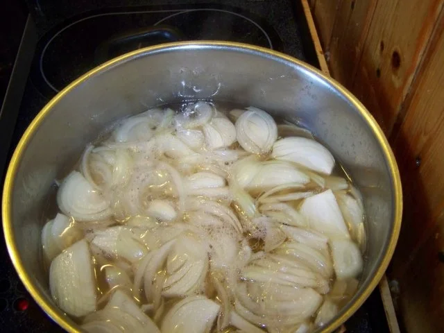 Rezept: Zwiebelfleisch Bild Nr. 2 Zwiebelfleisch - Rezept - Bild Nr. 2