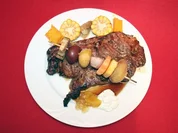 Kobe Beef braai style mit Spieß von der Minikartoffel und Butternut-Kürbis - Rezept