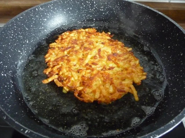 Rezept: Unter 30 Minuten : Kartoffel – Möhren – Rösti Bild Nr. 13 Unter 30 Minuten : Kartoffel – Möhren – Rösti - Rezept - Bild Nr. 13