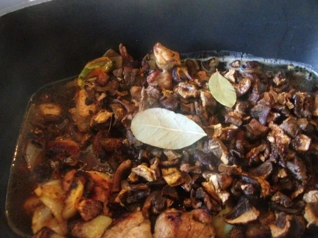 Gulasch aud dem Bräter mit Pilzen .....NT gegart - Rezept - Bild Nr. 5