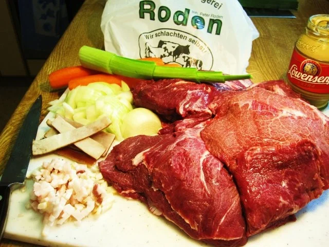 Rezept: Ochsenbäckchen geschmort ... Bild Nr. 3 Ochsenbäckchen geschmort ... - Rezept - Bild Nr. 3