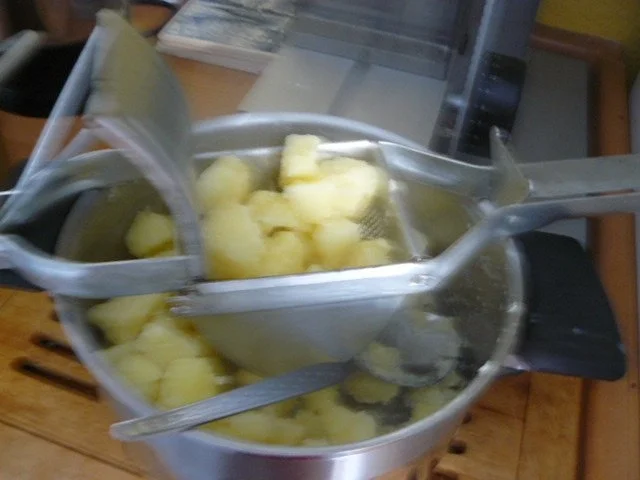 Rezept: Kartoffelsuppe Bild Nr. 9 Kartoffelsuppe - Rezept - Bild Nr. 9