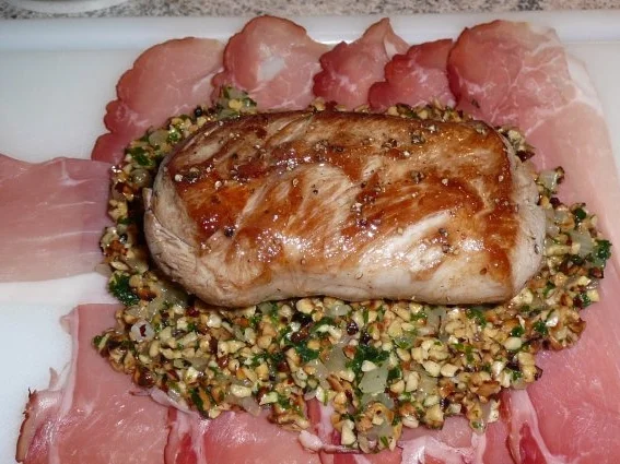 Fleisch: Schweinefilet im Nuss-Schinkenmantel - Rezept - Bild Nr. 5