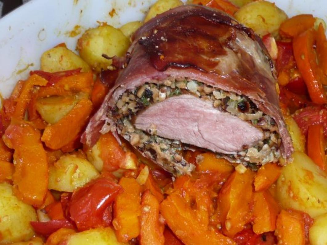 Fleisch: Schweinefilet im Nuss-Schinkenmantel - Rezept - kochbar.de