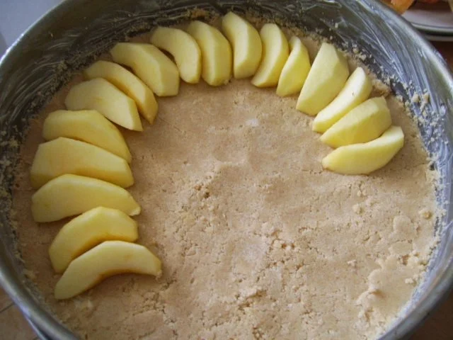 Rezept: Apfel-Schmand-Streuselkuchen Bild Nr. 7 Apfel-Schmand-Streuselkuchen - Rezept - Bild Nr. 7