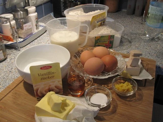 Brioche-Zopf (bei uns im Ösi-Land auch Allerheiligen-Striezel genannt) - Rezept - Bild Nr. 2