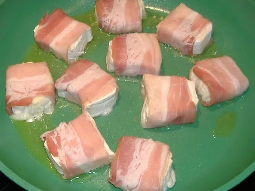 Rezept: Winterlicher Salat mit glaciertem Ziegenkäse und Tomatenvinaigrette Bild Nr. 3 Winterlicher Salat mit glaciertem Ziegenkäse und Tomatenvinaigrette - Rezept - Bild Nr. 3