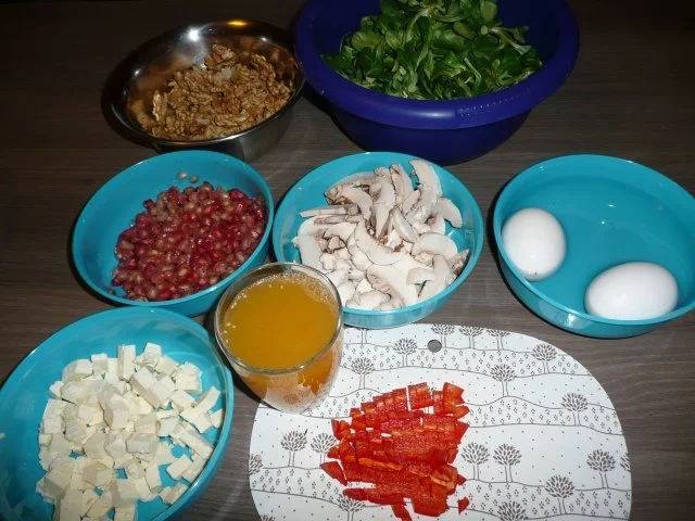 Rezept: Salatplatte November ^v^ Orangen-Joghurt-Dressing Bild Nr. 2 Salatplatte November ^v^ Orangen-Joghurt-Dressing - Rezept - Bild Nr. 2