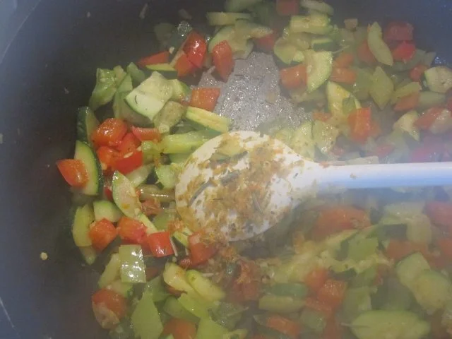 Rezept: Gemüse - Vollkornnudeln - als ideale Resteverwertung! Bild Nr. 5 Gemüse - Vollkornnudeln - als ideale Resteverwertung! - Rezept - Bild Nr. 5