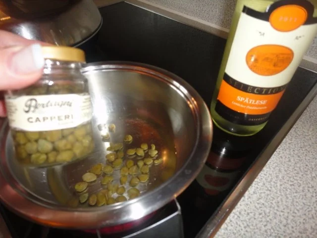 Zitronen Schnitzel an Kapern Sauce - Rezept - Bild Nr. 3