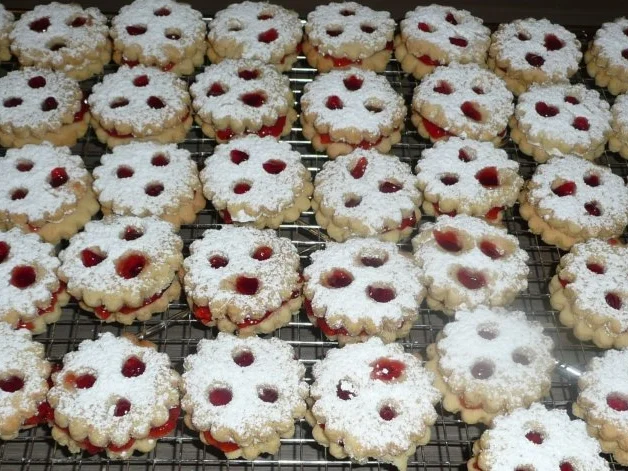 Ischler - Weihnachts- Plätzchen , gefüllt ! Ca 40 Stk - Rezept