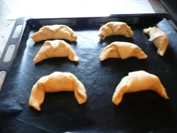 Nuß-Nougat-Hörnchen - Rezept