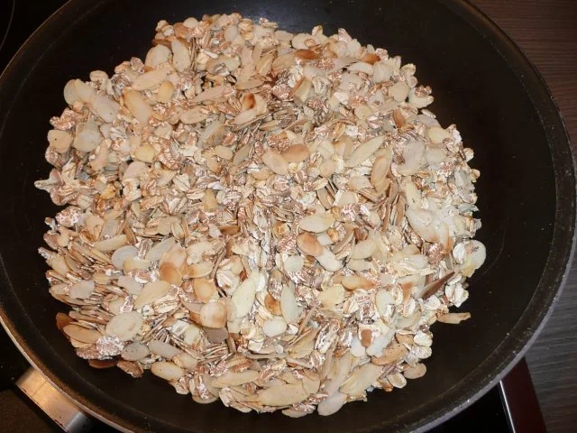 Weihnachtsgebäck : Schoko-Knusper-Makronen - Rezept - Bild Nr. 3