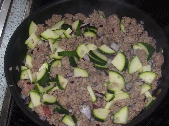 Mediterraner Farfalle-Auflauf mit Grillgemüse und Feta - Rezept - Bild Nr. 6