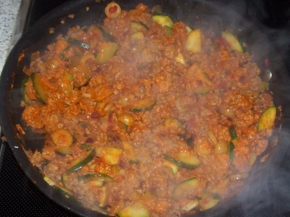Mediterraner Farfalle-Auflauf mit Grillgemüse und Feta - Rezept - Bild Nr. 7