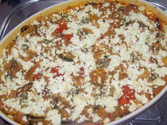 Mediterraner Farfalle-Auflauf mit Grillgemüse und Feta - Rezept - Bild Nr. 13