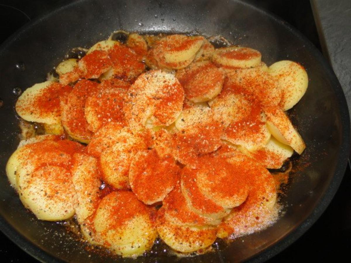 Wurstsalat mit Bratkartoffel, wir brauchten eine Grundlage, (ausnahmsweise mal mit Bild) - Rezept - Bild Nr. 7