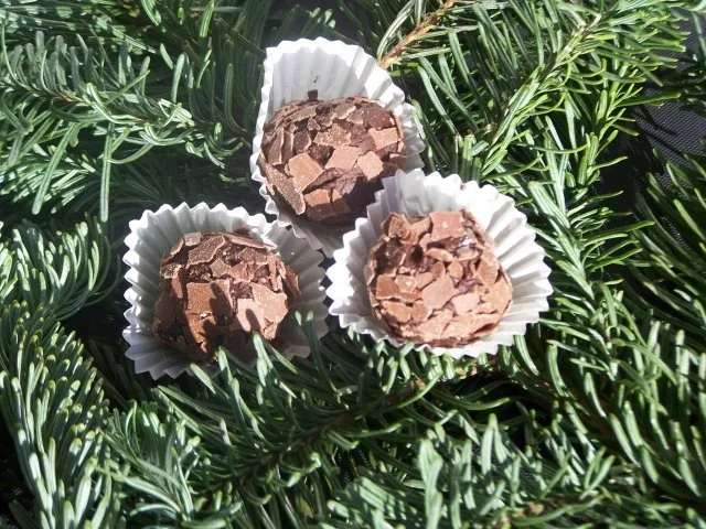 Kirschwasser-Trüffel Pralinen - Rezept - Bild Nr. 5