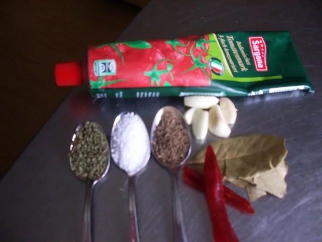 Krustenbraten  -  Schweinebauch mager ohne Knochen aber mit Schwarte - Rezept - Bild Nr. 4