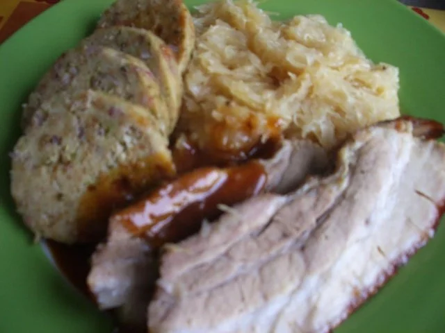 Krustenbraten  -  Schweinebauch mager ohne Knochen aber mit Schwarte - Rezept - Bild Nr. 13