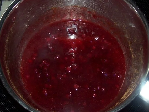 Dessert: Lebkuchen-Crumble mit Apfel, Birne und Preiselbeeren - Rezept - Bild Nr. 5