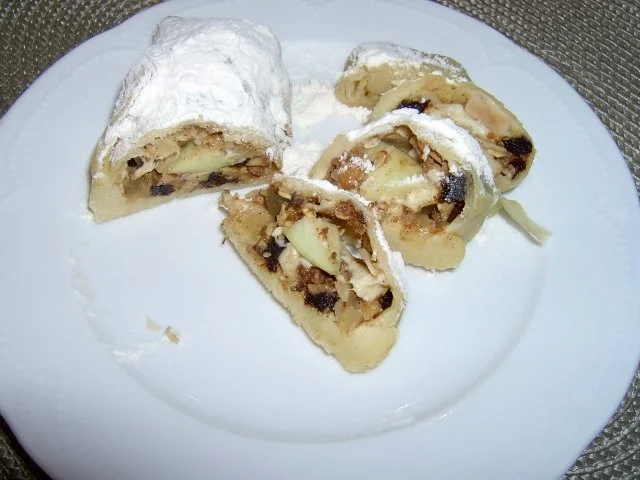 Feiner Strudelteig oder Talentteig - Rezept - Bild Nr. 9