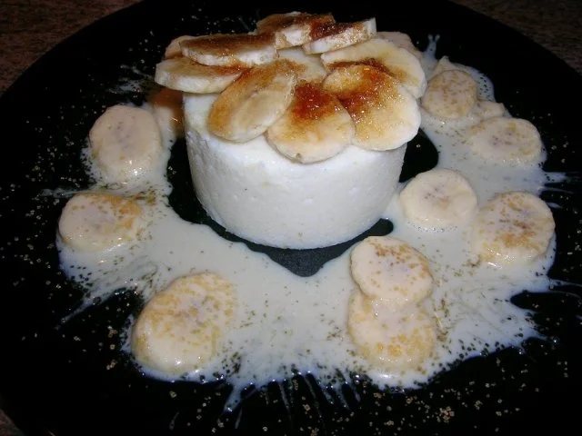 Bananen-Grießflammerie mit Bananen-Karamell-Sauce - Rezept - Bild Nr. 3