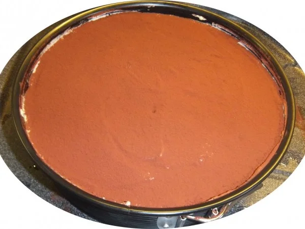 Rezept: Tiramisu als Torte mit Marzipan Tiramisu als Torte mit Marzipan - Rezept