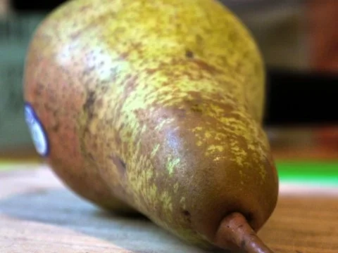 Birnen-Ziegenkäse-Ravioli mit Salbei-Knoblauch-Butter - Rezept - Bild Nr. 2