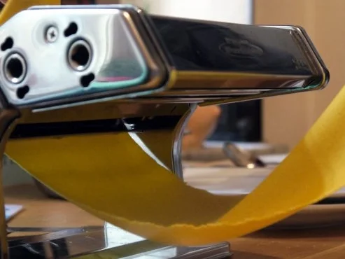 Birnen-Ziegenkäse-Ravioli mit Salbei-Knoblauch-Butter - Rezept - Bild Nr. 6