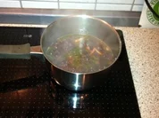 Dunkle Sauce - Rosmarin- Pflaumentouch - Rezept