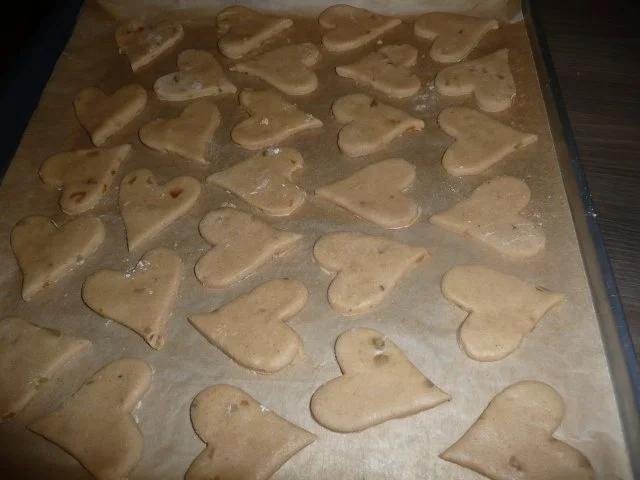 Rezept: Honigkuchen-Herzen Ca 45 Stk. Bild Nr. 4 Honigkuchen-Herzen Ca 45 Stk. - Rezept - Bild Nr. 4