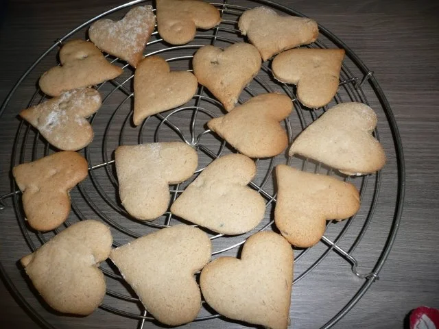 Rezept: Honigkuchen-Herzen Ca 45 Stk. Bild Nr. 5 Honigkuchen-Herzen Ca 45 Stk. - Rezept - Bild Nr. 5