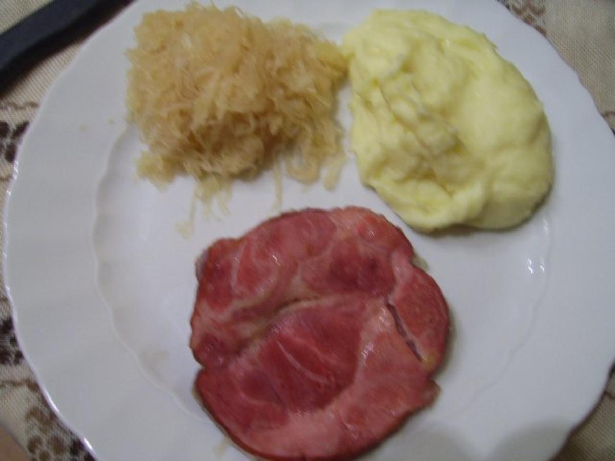 Kassler mit Sauerkraut - Rezept mit Bild - kochbar.de