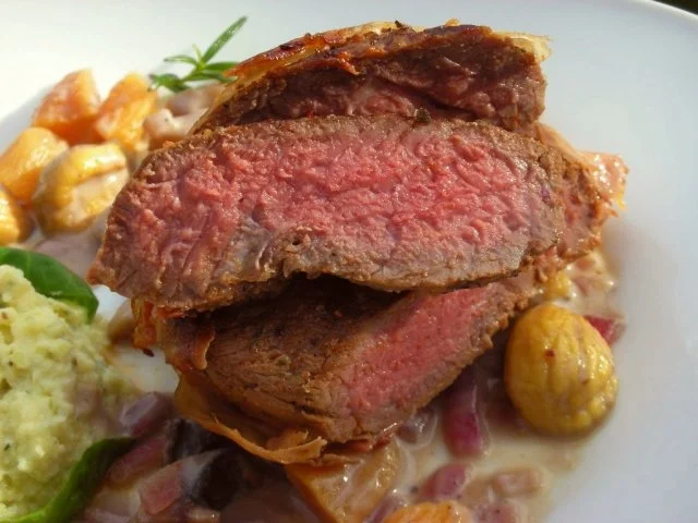 Rezept: Pfeffersteak mit Maronen-Aprikosen-Sauce Bild Nr. 2 Pfeffersteak mit Maronen-Aprikosen-Sauce - Rezept - Bild Nr. 2