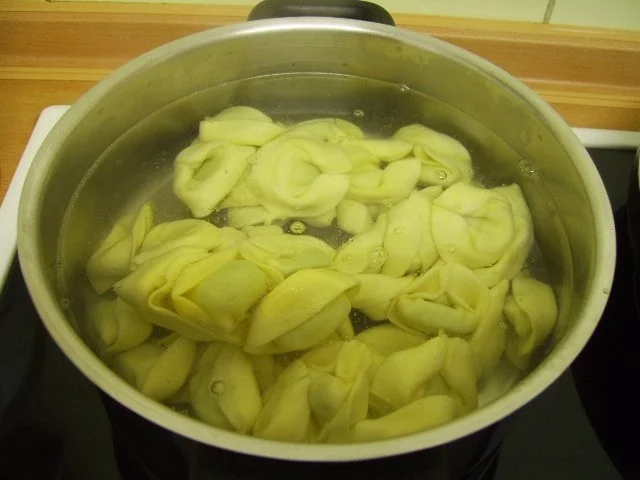 Rezept: Tortellini-Auflauf Bild Nr. 5 Tortellini-Auflauf - Rezept - Bild Nr. 5