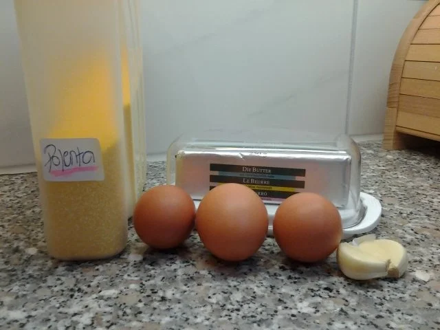 Polentaschnitten mit Knoblauch - Rezept - Bild Nr. 2