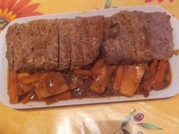 Hack-pilzbraten auf Gemüsebett - Rezept