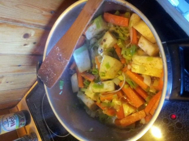 Hack-pilzbraten auf Gemüsebett - Rezept - Bild Nr. 3