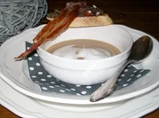 Maronensüppchen mit Waldpilz-Crostini und Baconchips - Rezept