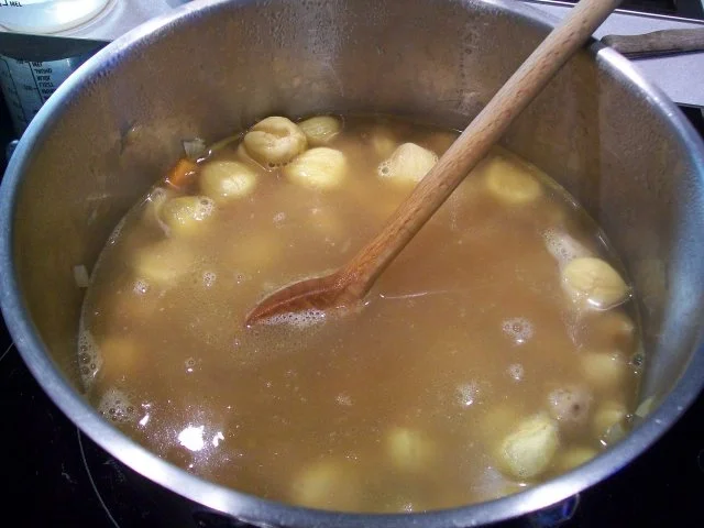 Maronensüppchen mit Waldpilz-Crostini und Baconchips - Rezept - Bild Nr. 6