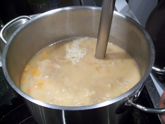 Maronensüppchen mit Waldpilz-Crostini und Baconchips - Rezept - Bild Nr. 7