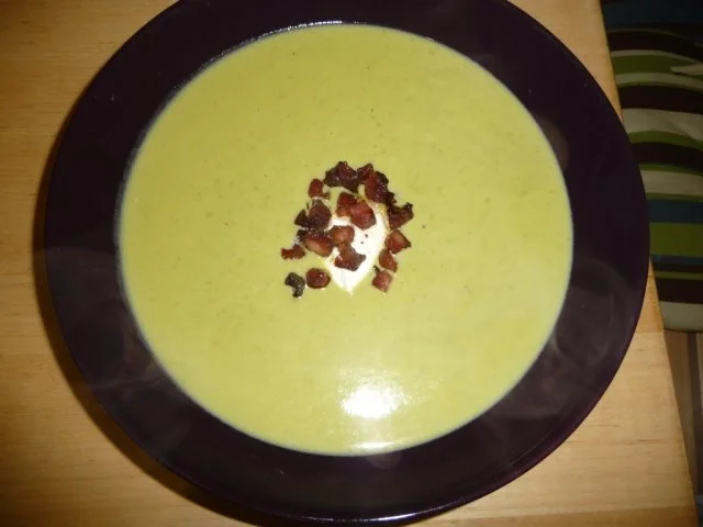Rezept: Erbsensuppe mit Speckcroutons Bild Nr. 5 Erbsensuppe mit Speckcroutons - Rezept - Bild Nr. 5