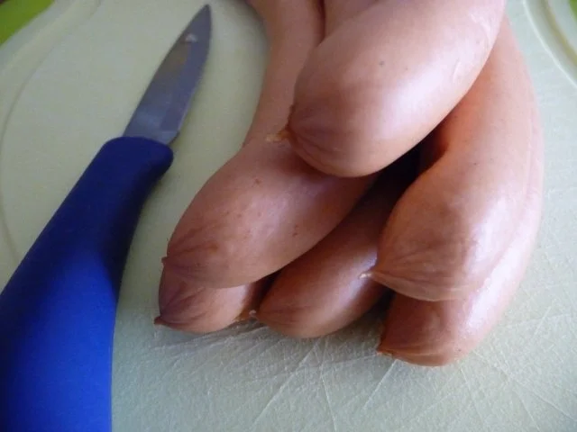 Pasta : Wurst - Tomaten - Gulasch an Spaghetti mit gehobeltem Parmesan - Rezept - Bild Nr. 6