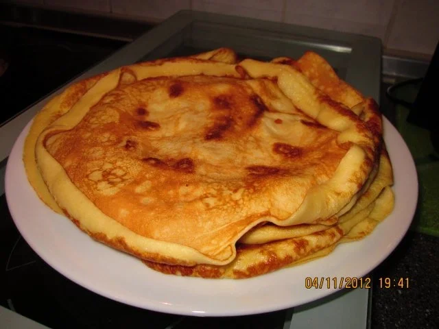 Pfannkuchenröllchen à la Bolognese - Rezept - Bild Nr. 2