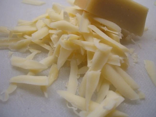 Pasta: Gnocchi Ripieni con Salsa di Salvia - Rezept - Bild Nr. 8